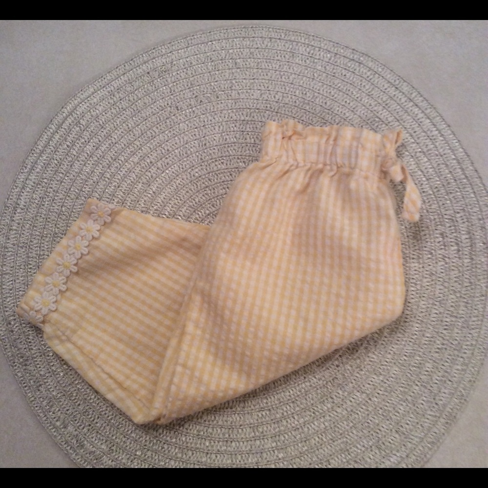 🤑Little by Little gingham pants. Size 12M